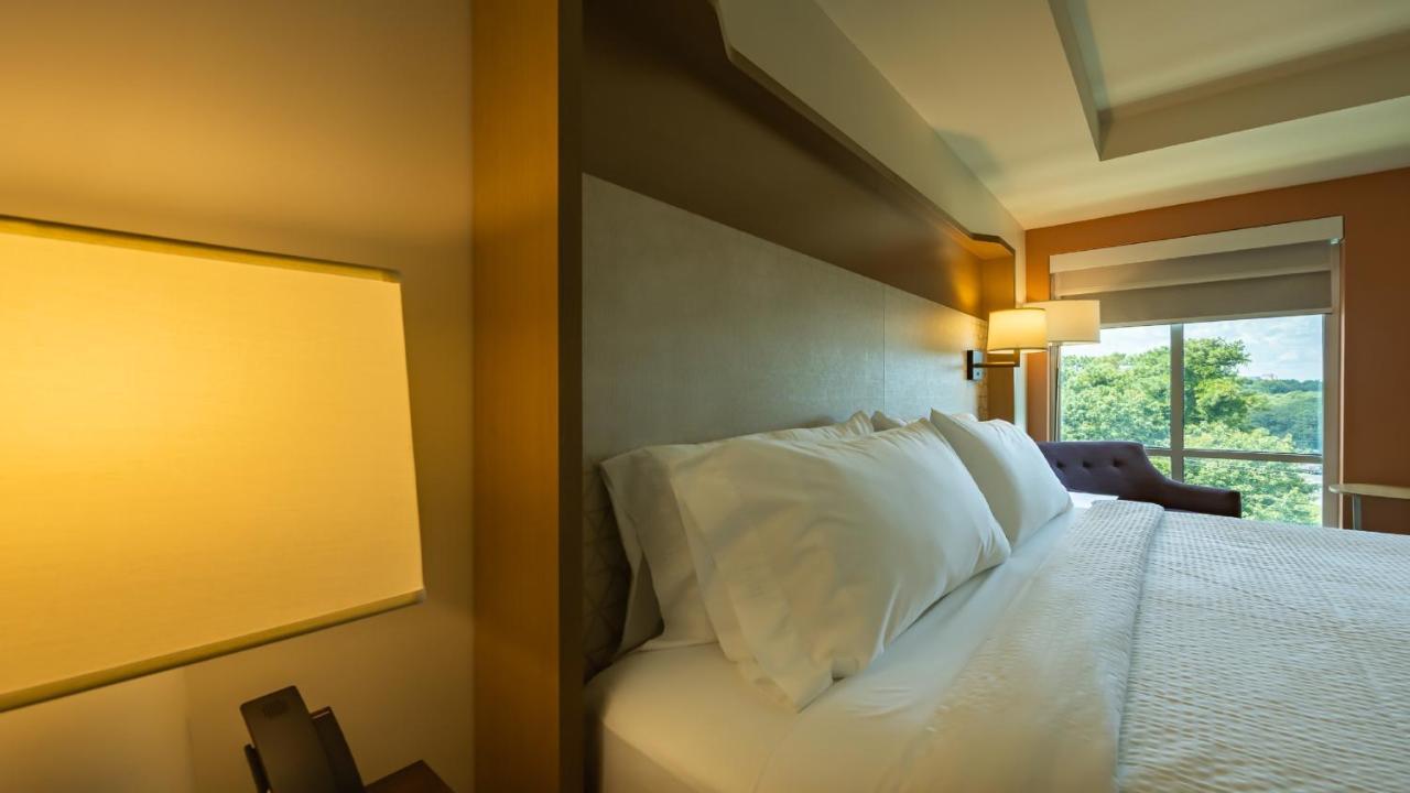 Courtyard By Marriott Atlanta Dunwoody Hotel Eksteriør billede