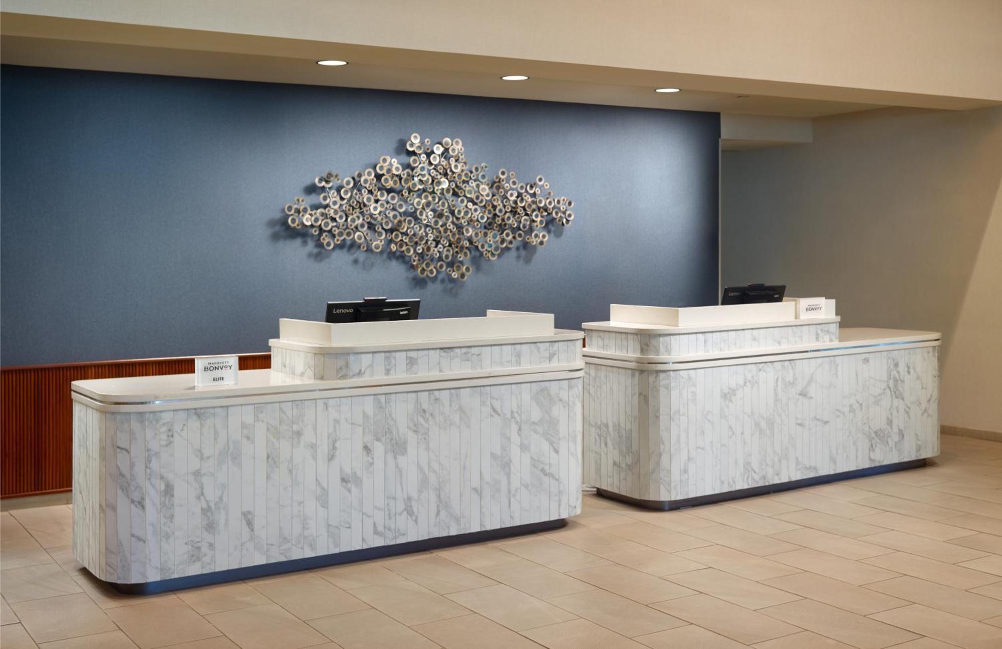 Courtyard By Marriott Atlanta Dunwoody Hotel Eksteriør billede