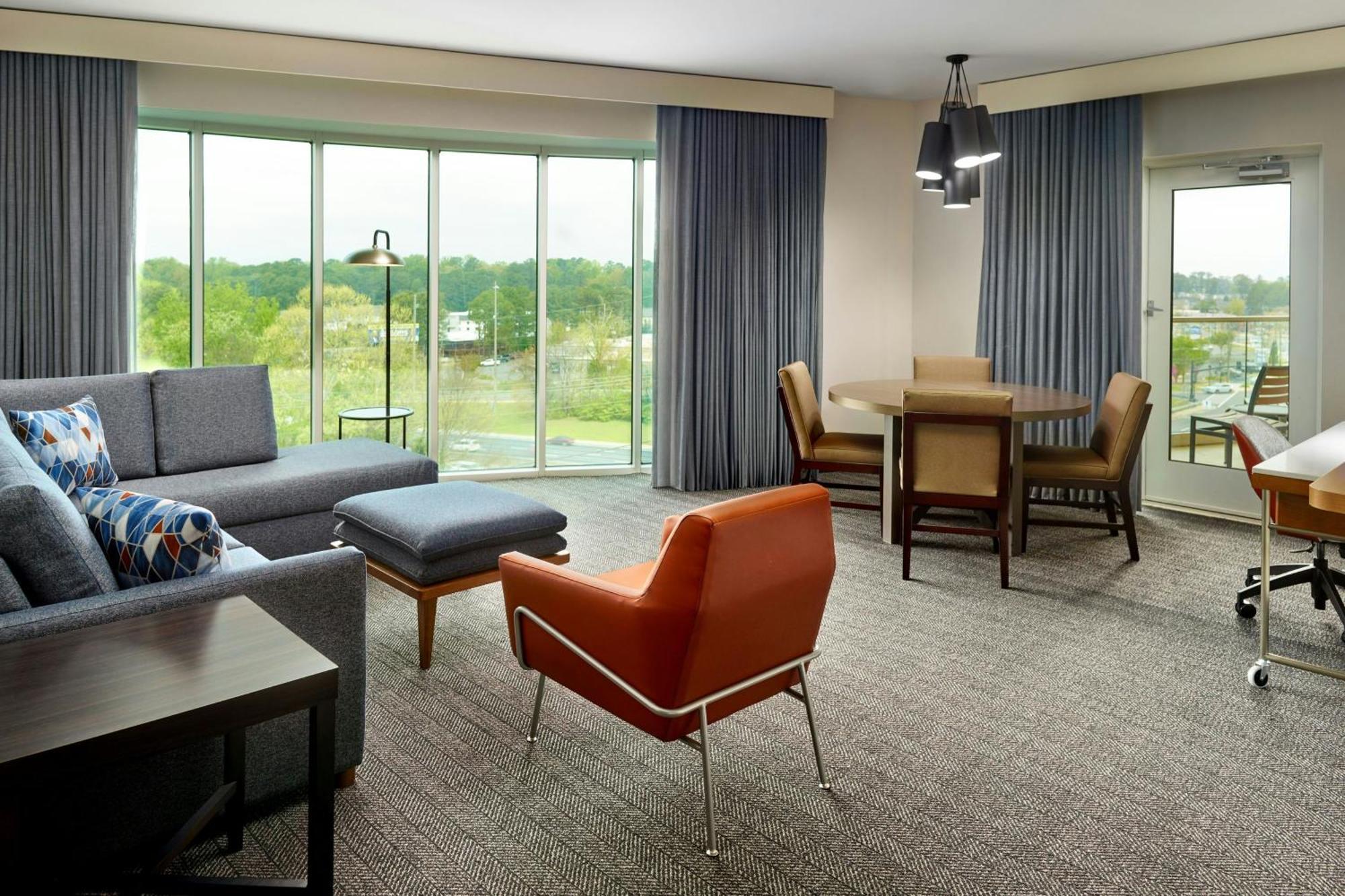 Courtyard By Marriott Atlanta Dunwoody Hotel Eksteriør billede